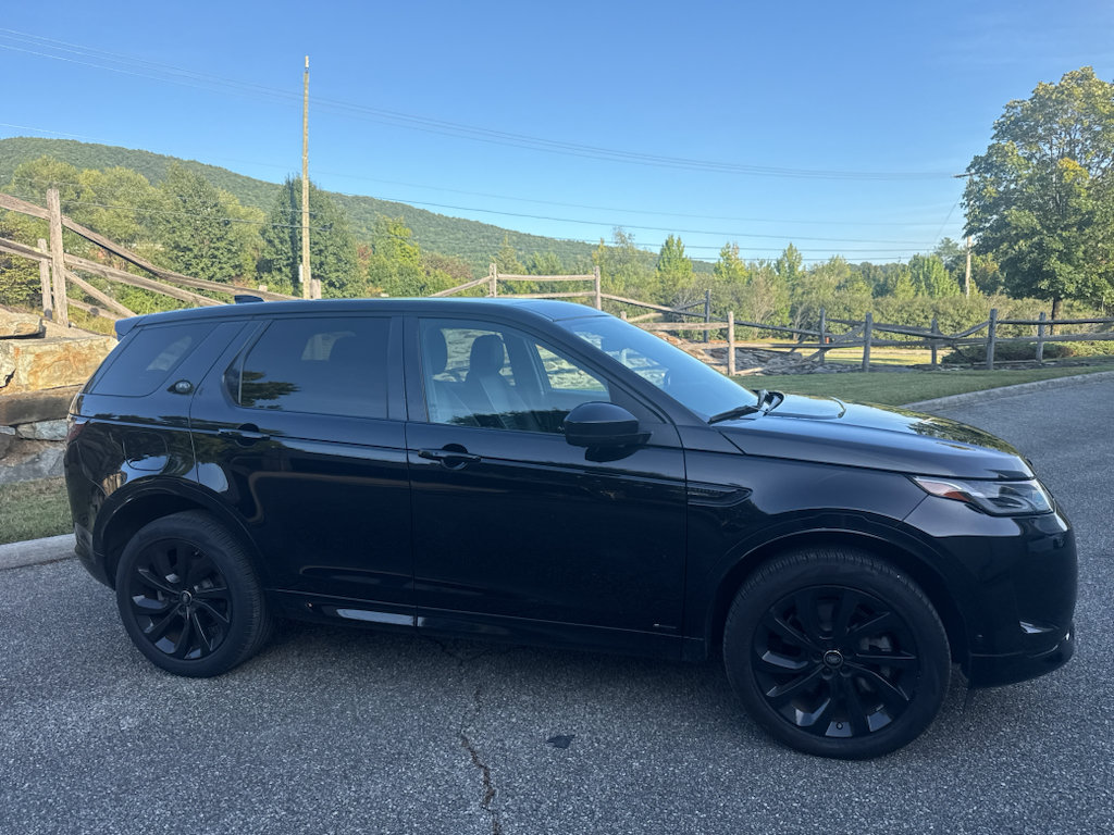 Used 2020 Land Rover Discovery Sport HSE R-Dynamic AWD/4WD image 5