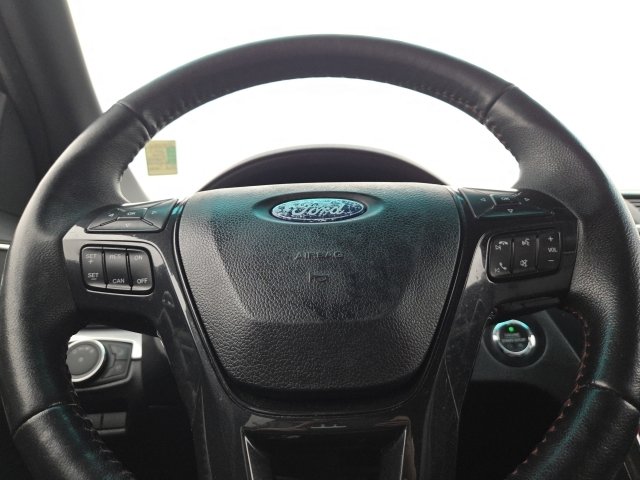 Used 2017 Ford Explorer Sport image 16