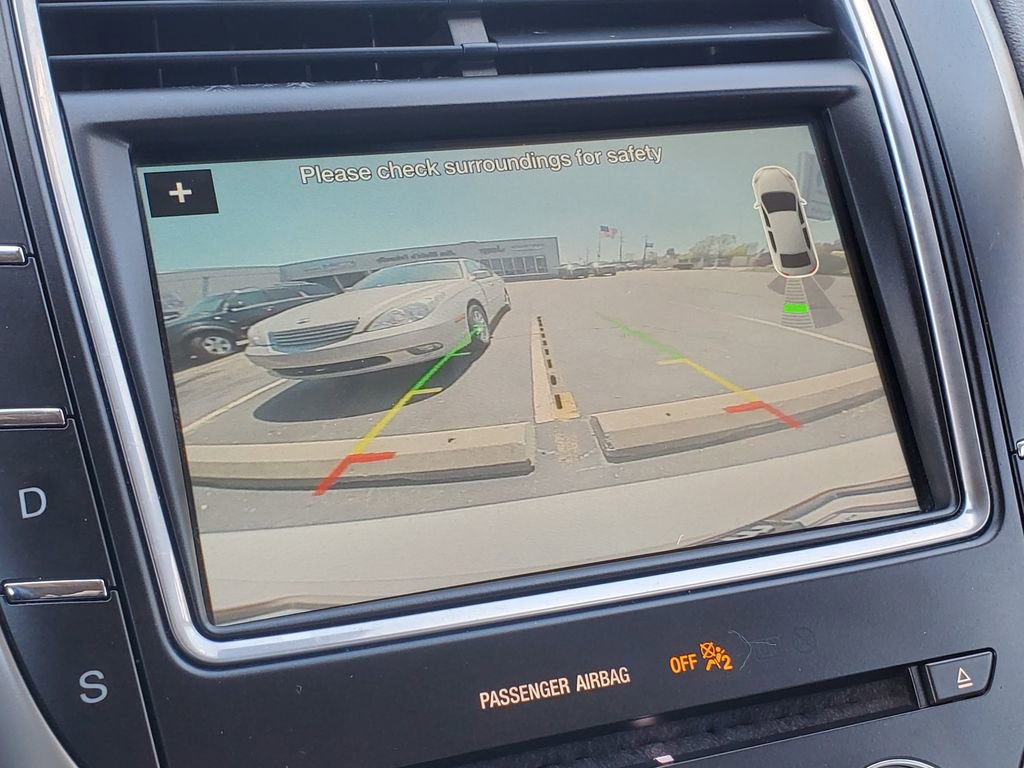 Used 2018 Lincoln MKX Reserve w/ Driver Assistance Package AWD/4WD image 24