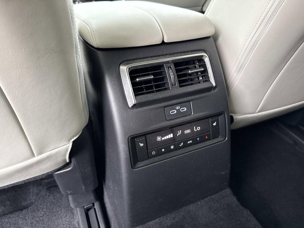 Used 2025 MAZDA CX-90 3.3 Turbo S w/ Premium Package image 23