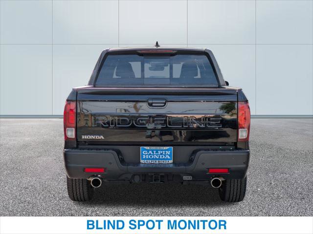 Certified 2025 Honda Ridgeline Black Edition image 8