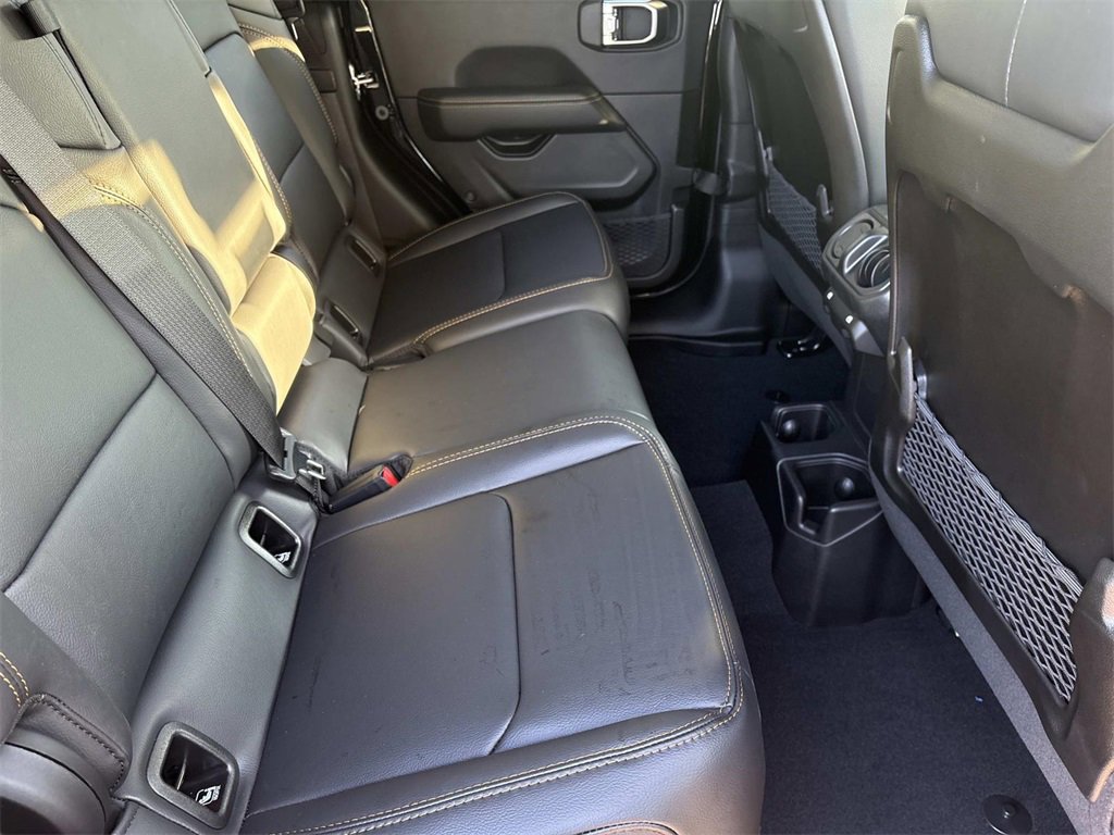 New 2025 Jeep Gladiator Sport image 15