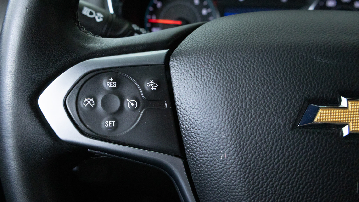 Used 2023 Chevrolet Traverse LT AWD/4WD image 18