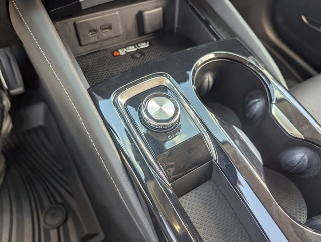 Used 2025 Buick Envision Sport Touring AWD/4WD image 31