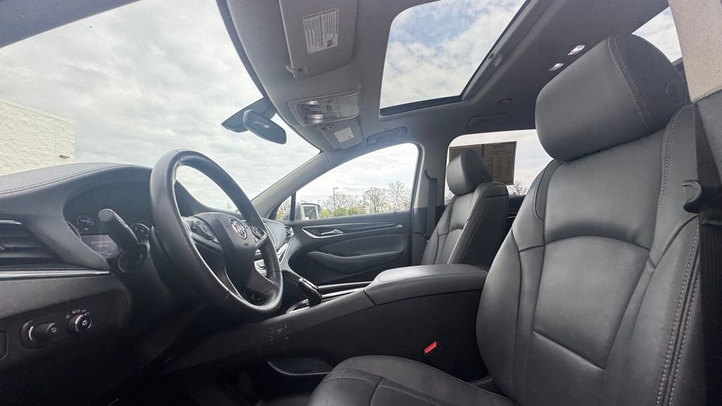 Used 2020 Buick Enclave Essence w/ Sound and Sites Package image 21