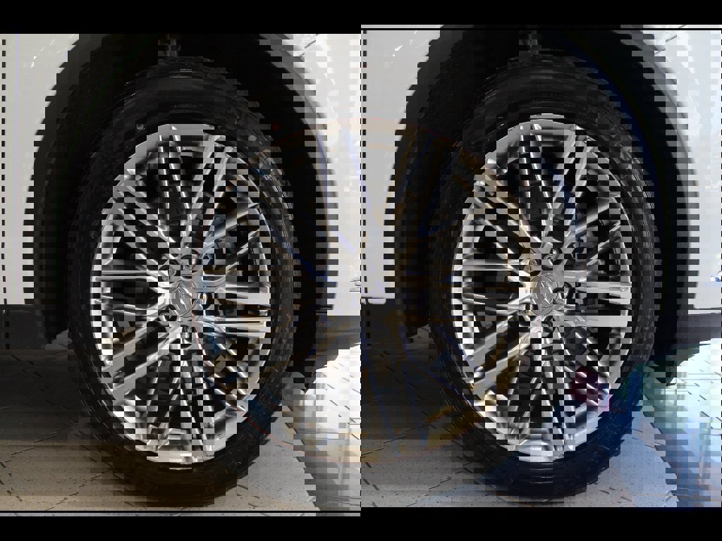 Used 2023 Acura MDX SH-AWD w/ Advance Package image 10