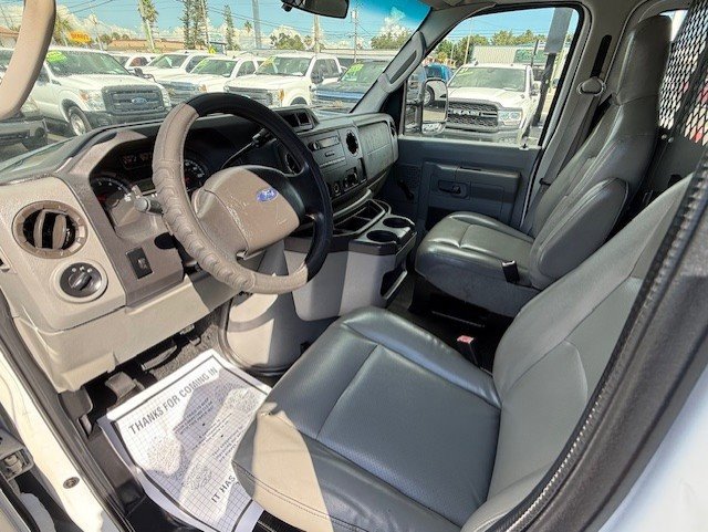 Used 2009 Ford E-350 and Econoline 350 Super Duty image 14