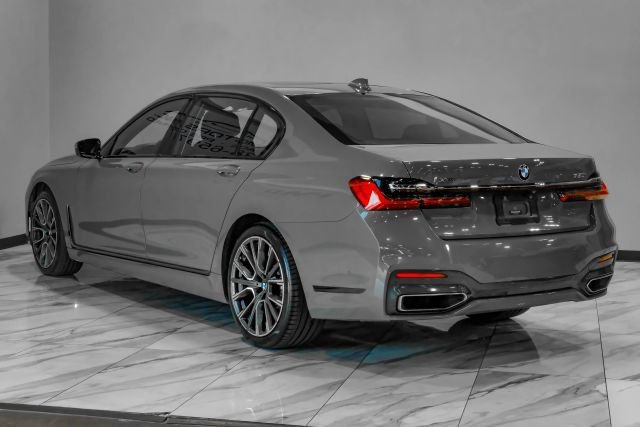 Used 2020 BMW 750i xDrive w/ Executive Package AWD/4WD image 16