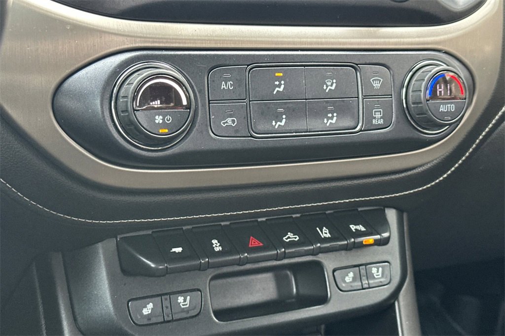 Used 2019 GMC Canyon Denali image 21