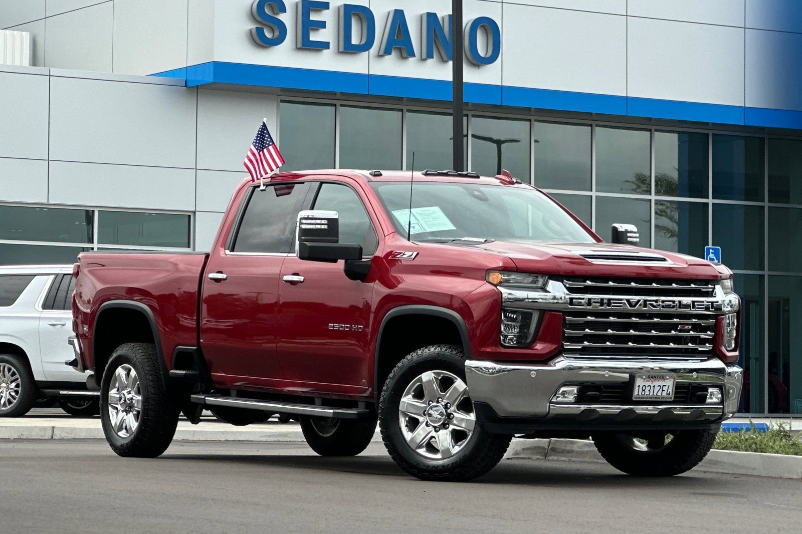 Used 2020 Chevrolet Silverado 2500 LTZ w/ LTZ Premium Package image 2