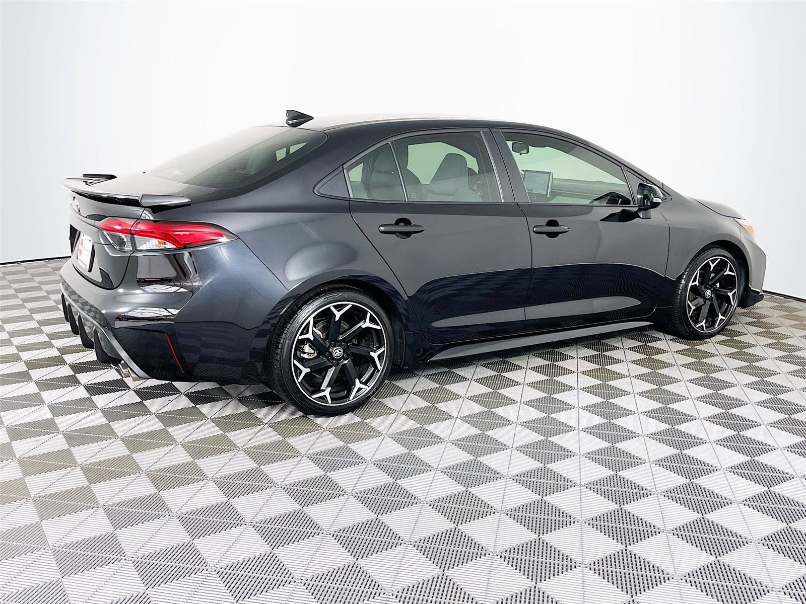 Used 2025 Toyota Corolla FX w/ Convenience Package image 11