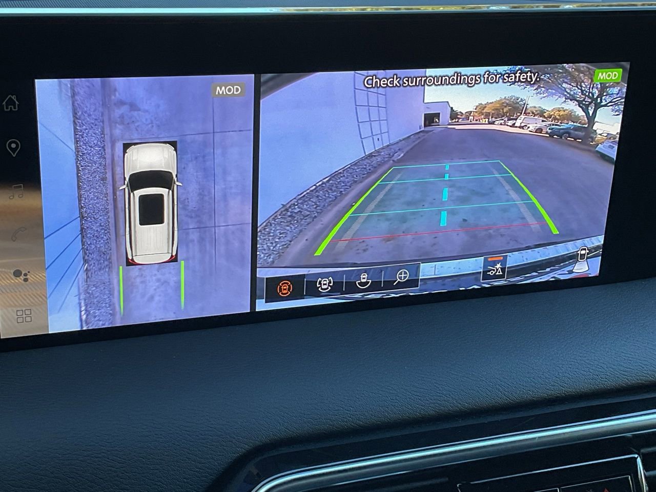 New 2026 Nissan Armada SL image 37