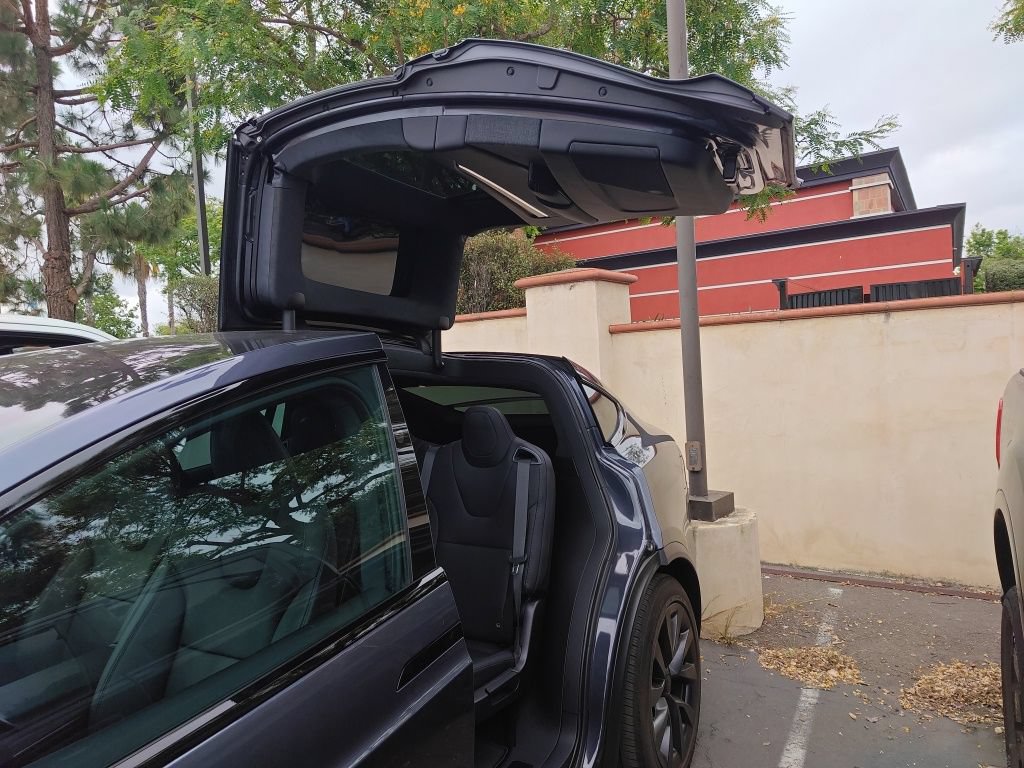 Used 2023 Tesla Model X AWD/4WD image 13