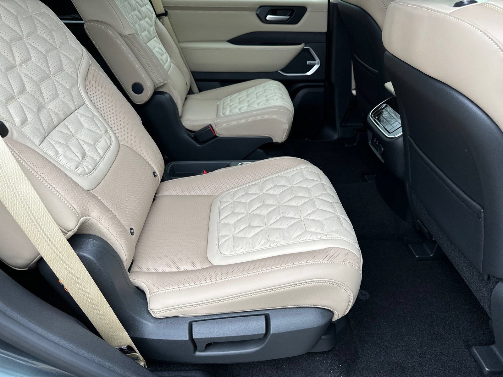 New 2026 Nissan Armada Platinum Reserve AWD/4WD image 16