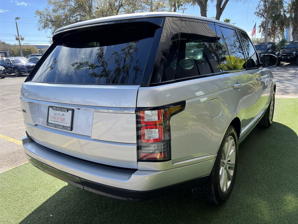 Used 2015 Land Rover Range Rover HSE image 6
