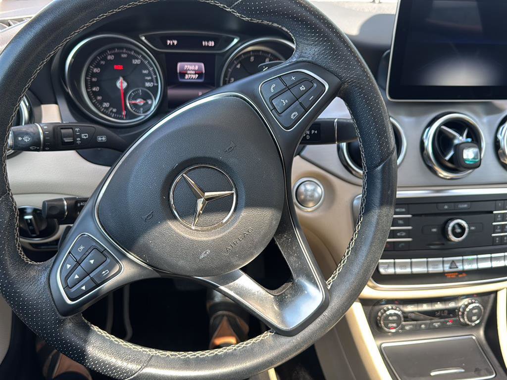 Used 2019 Mercedes-Benz GLA 250 4MATIC image 4
