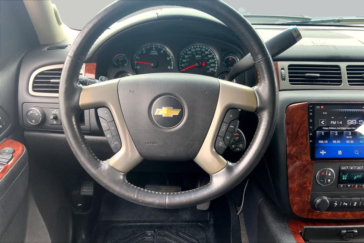 Used 2012 Chevrolet Tahoe LTZ RWD image 5