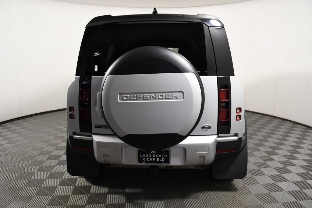 Used 2020 Land Rover Defender 110 First Edition AWD/4WD image 5