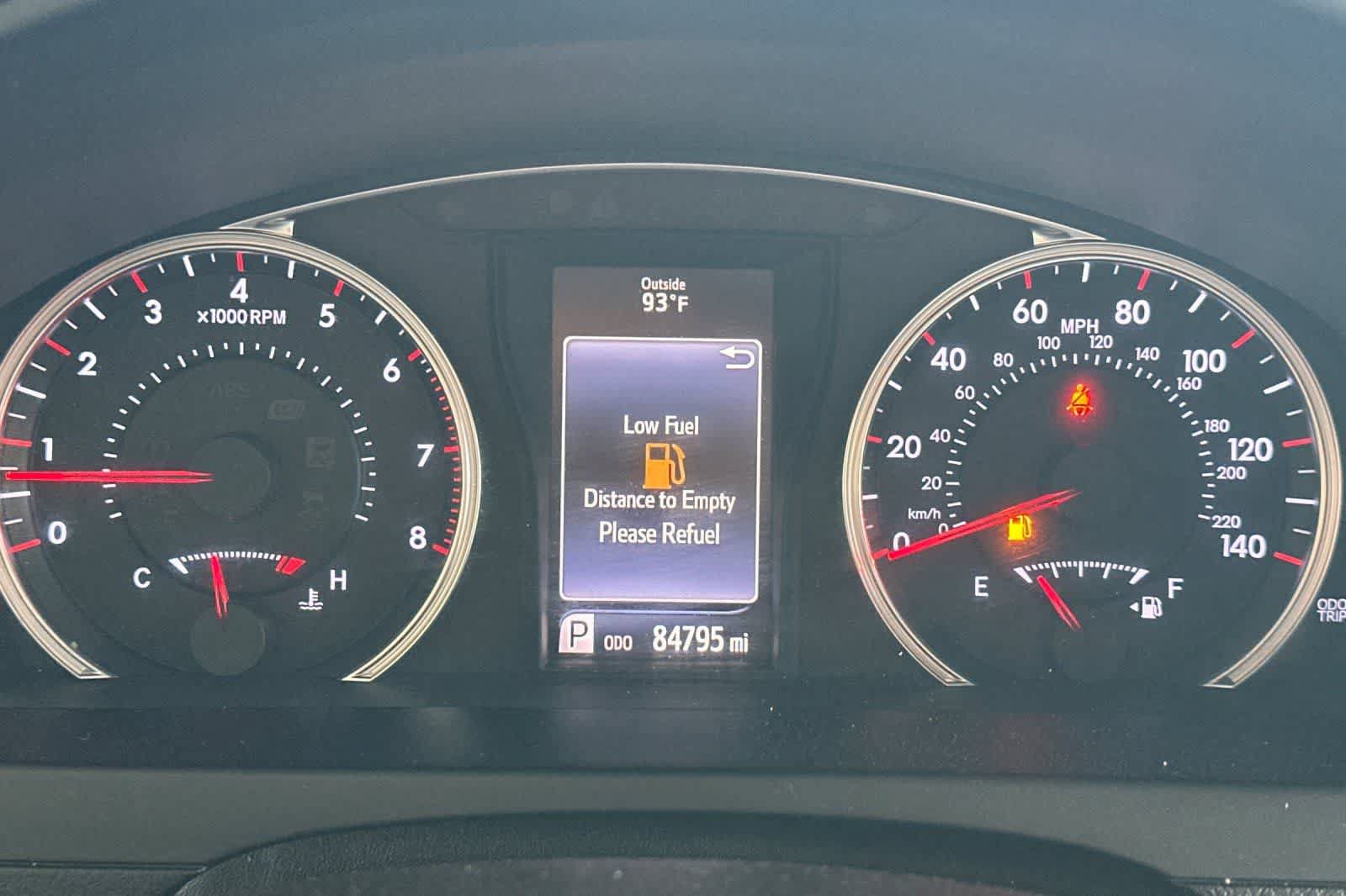 Used 2016 Toyota Camry SE FWD image 29