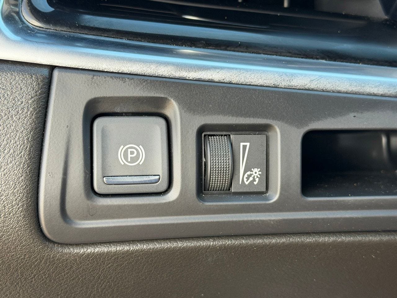 Used 2022 Cadillac XT6 Premium Luxury FWD image 19