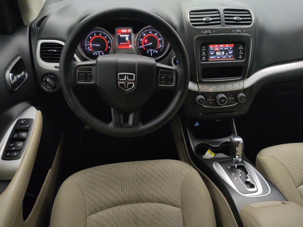 Used 2019 Dodge Journey SE FWD image 22