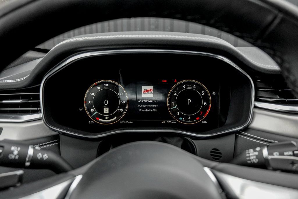 New 2026 Jaguar F-PACE R-Dynamic S image 12