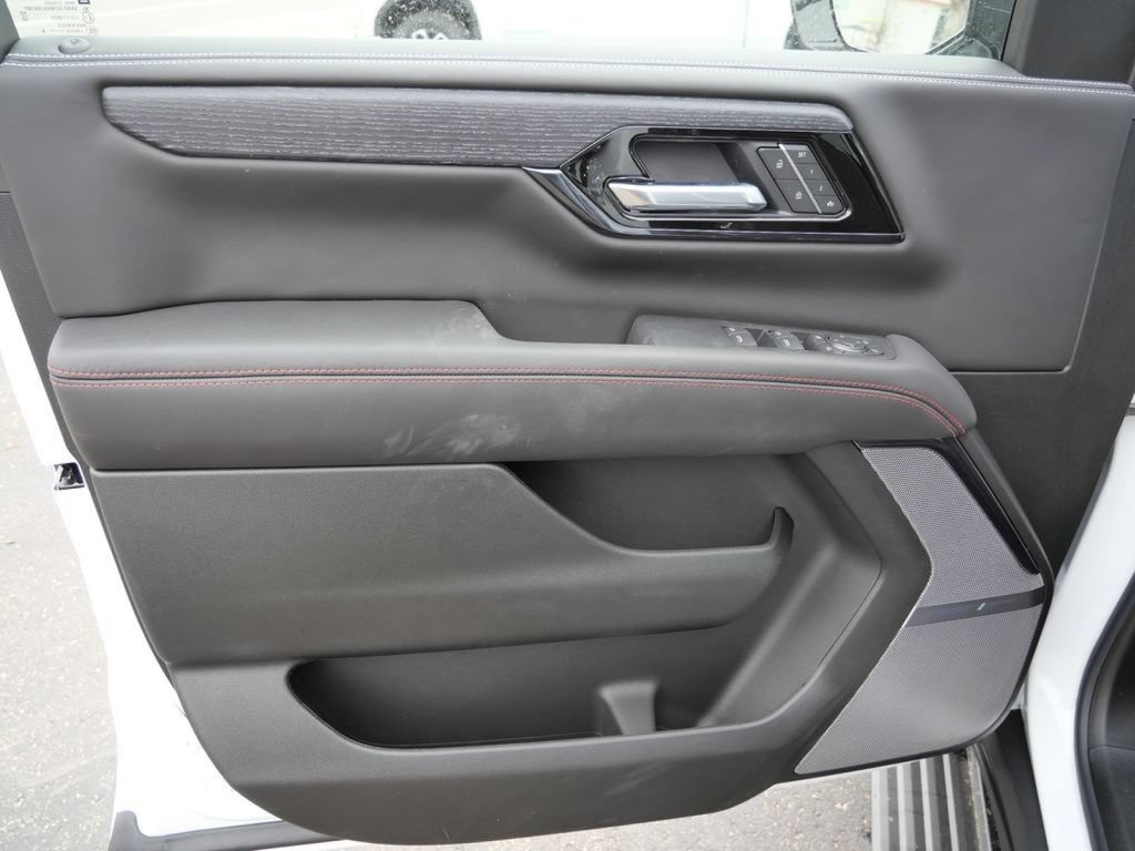New 2026 GMC Yukon AT4 Ultimate AWD/4WD image 41