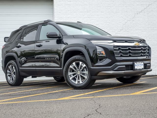 New 2026 Chevrolet Equinox LT w/ Convenience Package II AWD/4WD image 2