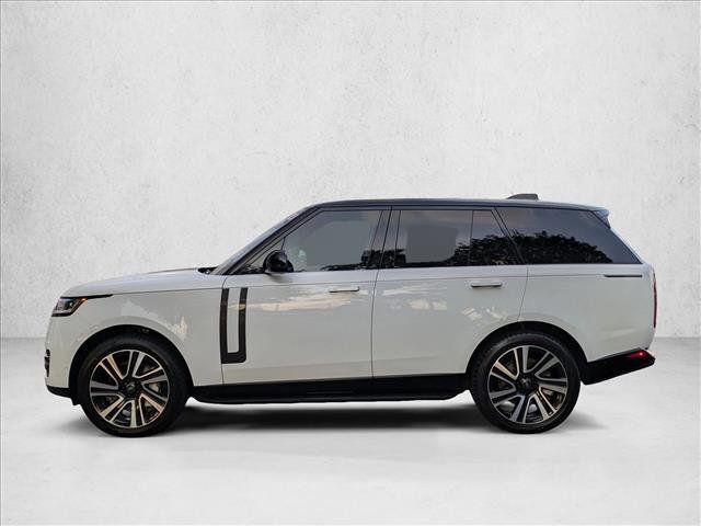 Used 2023 Land Rover Range Rover SE image 8
