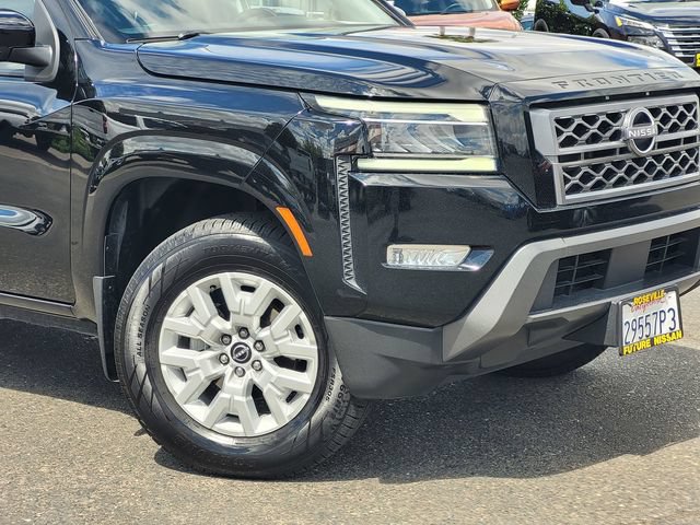 Certified 2022 Nissan Frontier SV w/ SV Premium Package RWD image 9