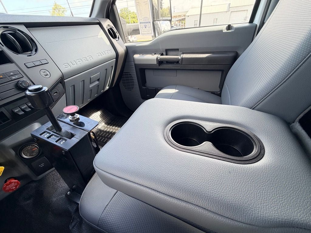 New 2027 Ford F750 2WD Regular Cab Super Duty image 20