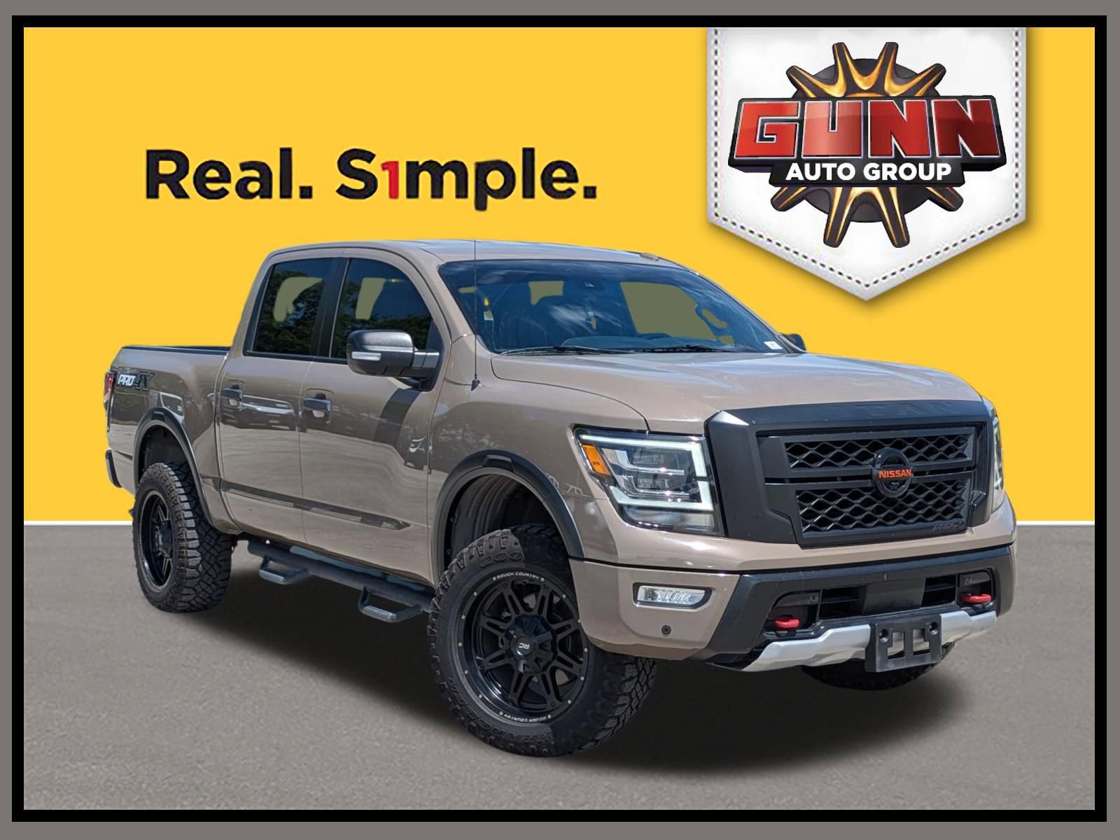 Used 2021 Nissan Titan PRO-4X w/ Pro-4x Convenience Package image 1