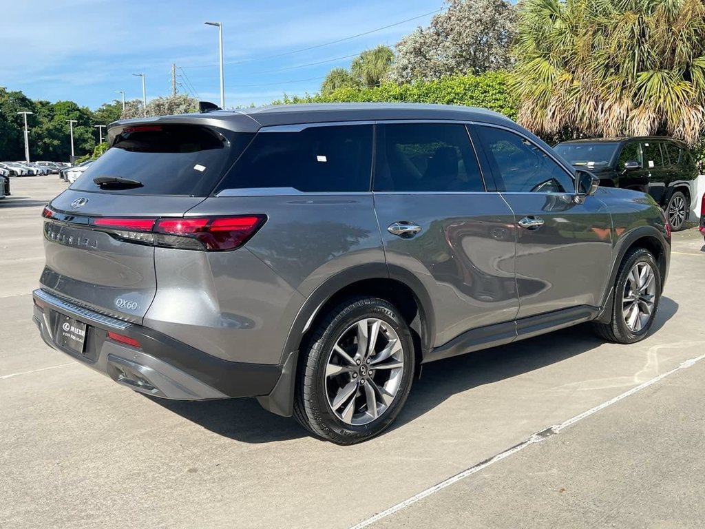 Used 2022 INFINITI QX60 Luxe w/ Cargo Package FWD image 7