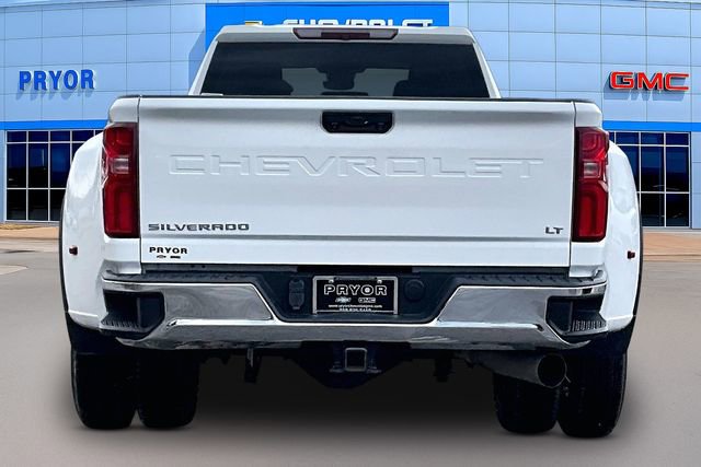 Used 2024 Chevrolet Silverado 3500 LT w/ Convenience Package image 6