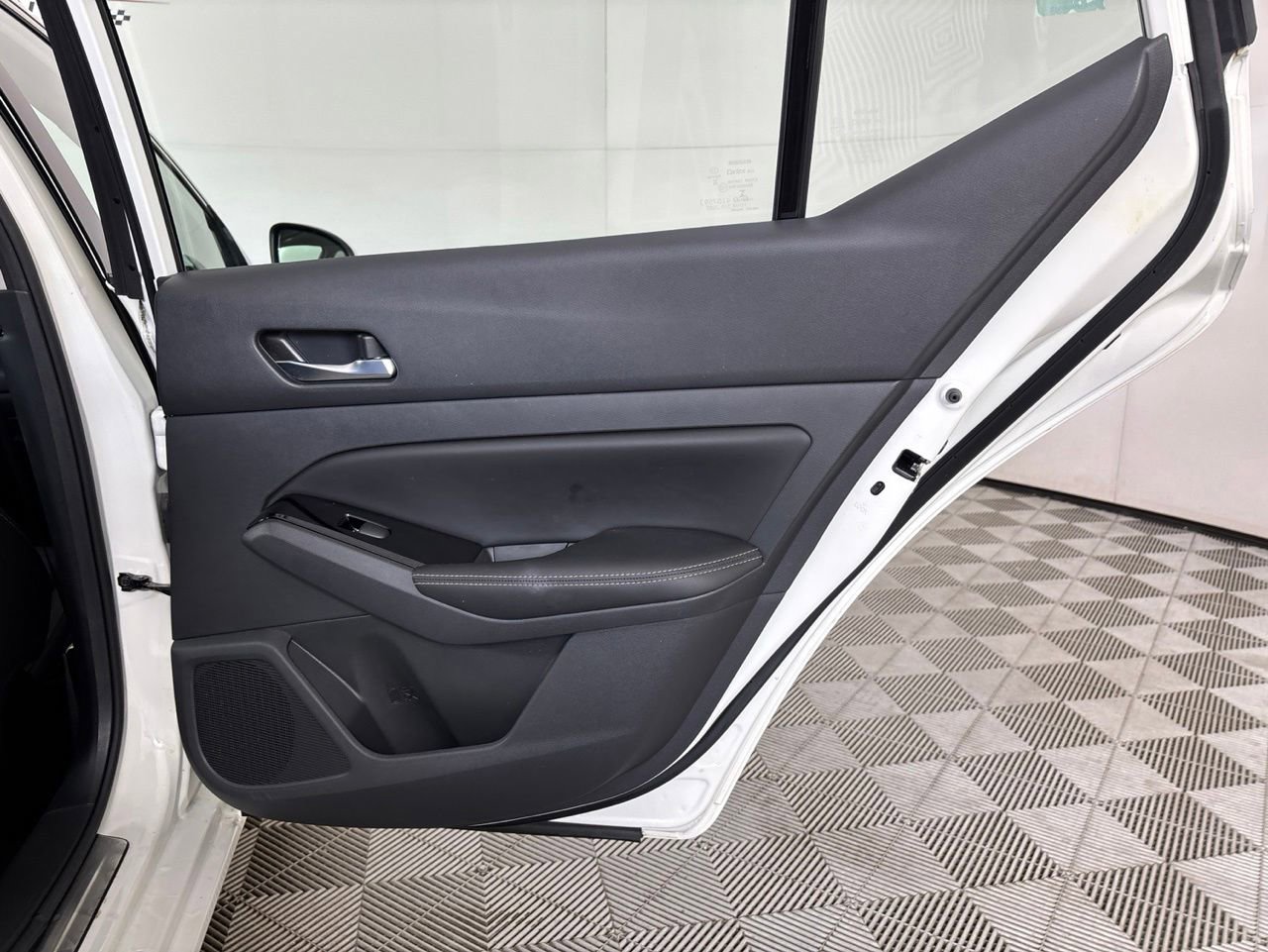 Used 2023 Nissan Altima 2.5 SL AWD/4WD image 25