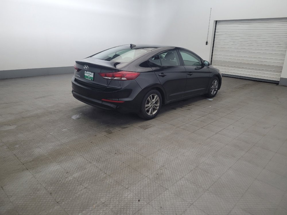 Used 2018 Hyundai Elantra SEL FWD image 9