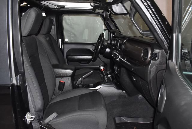 Used 2020 Jeep Wrangler Sport S image 25