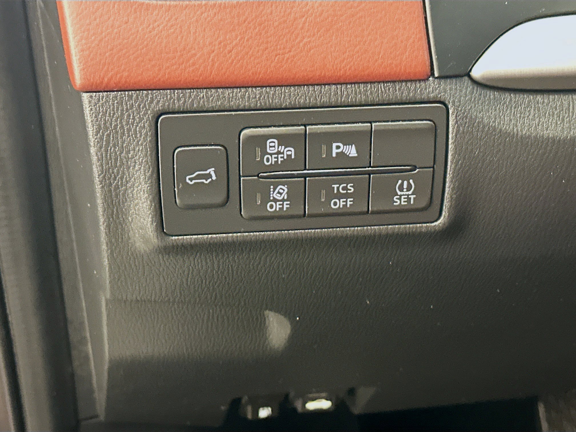 Used 2017 MAZDA CX-9 Signature image 17