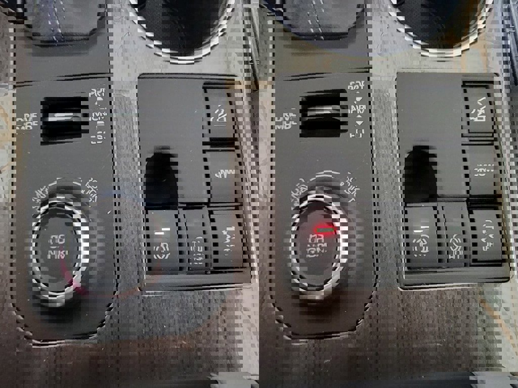 Used 2023 Toyota Highlander Limited image 27