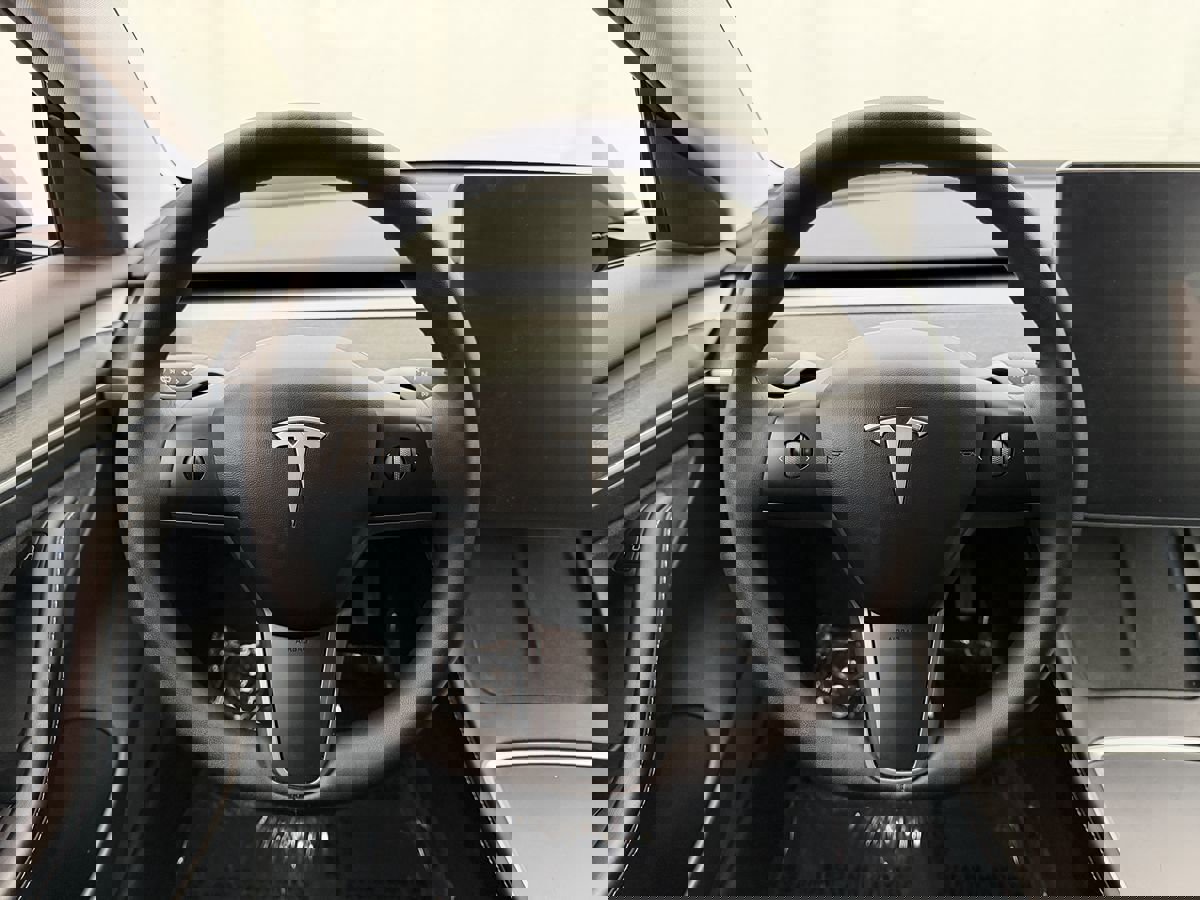 Used 2022 Tesla Model 3 Long Range image 11