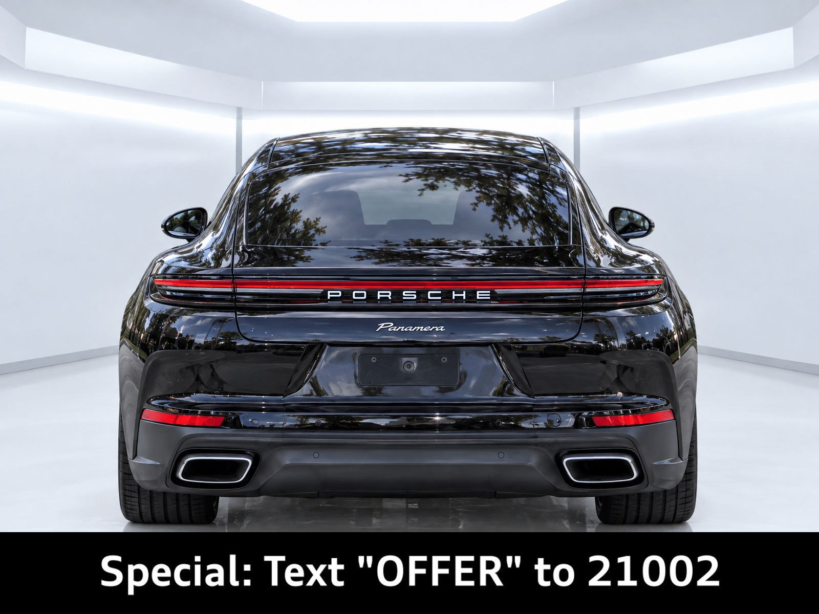Used 2024 Porsche Panamera RWD image 7
