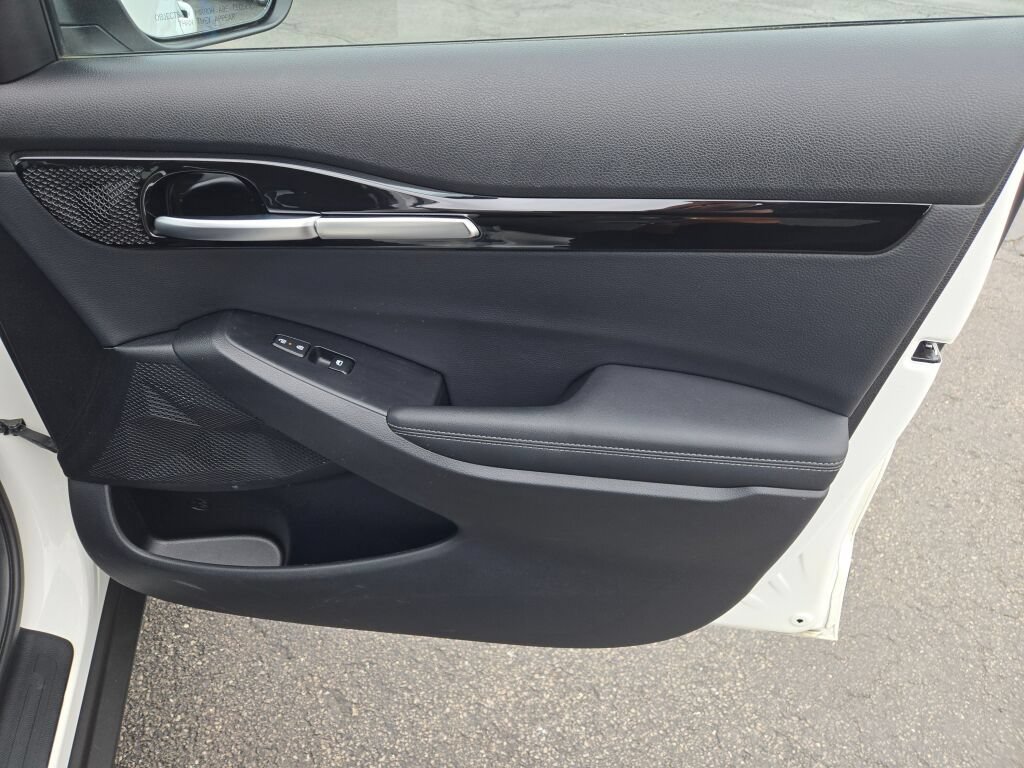 Used 2025 Kia Seltos S FWD image 7