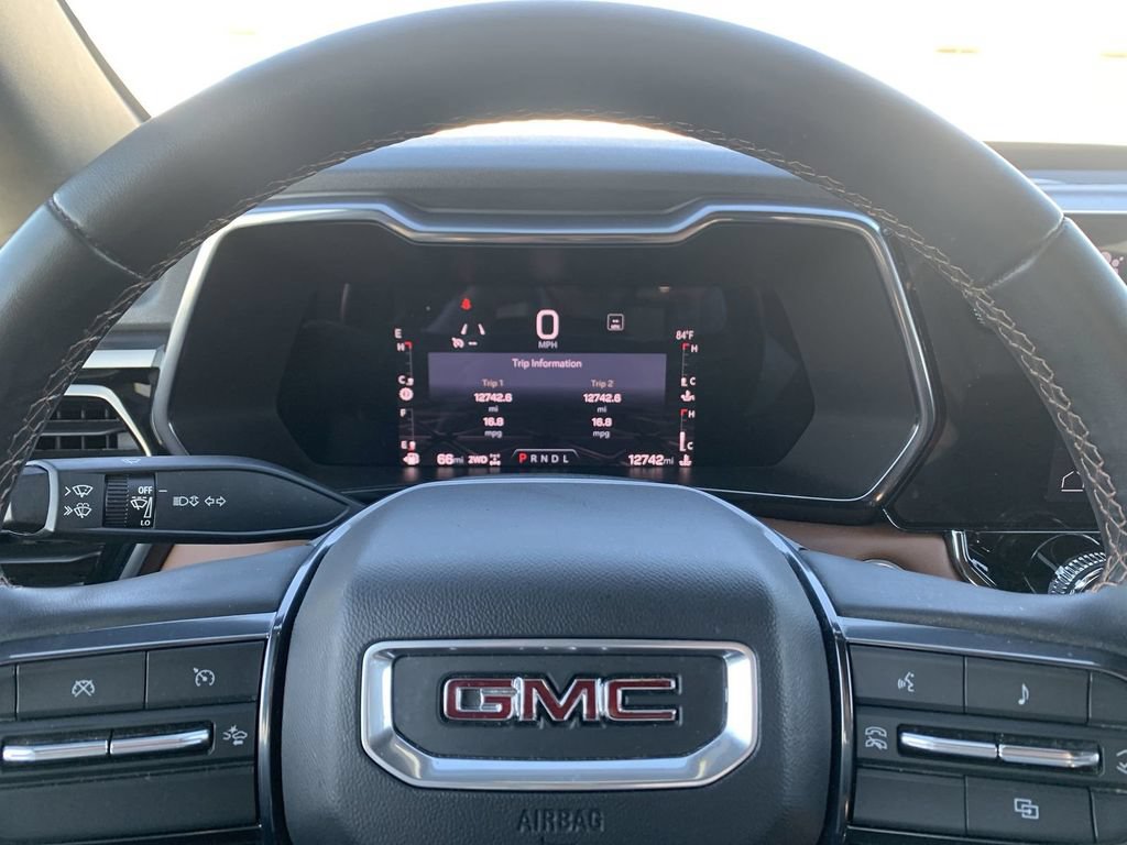 Certified 2023 GMC Canyon AT4 AWD/4WD image 10