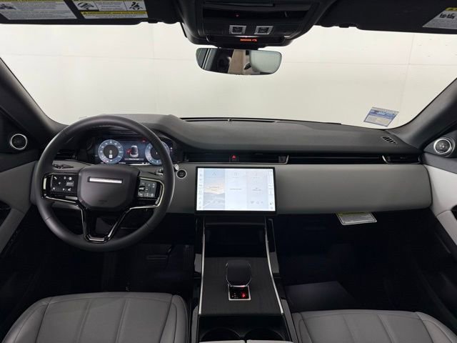 Used 2026 Land Rover Range Rover Evoque S image 24