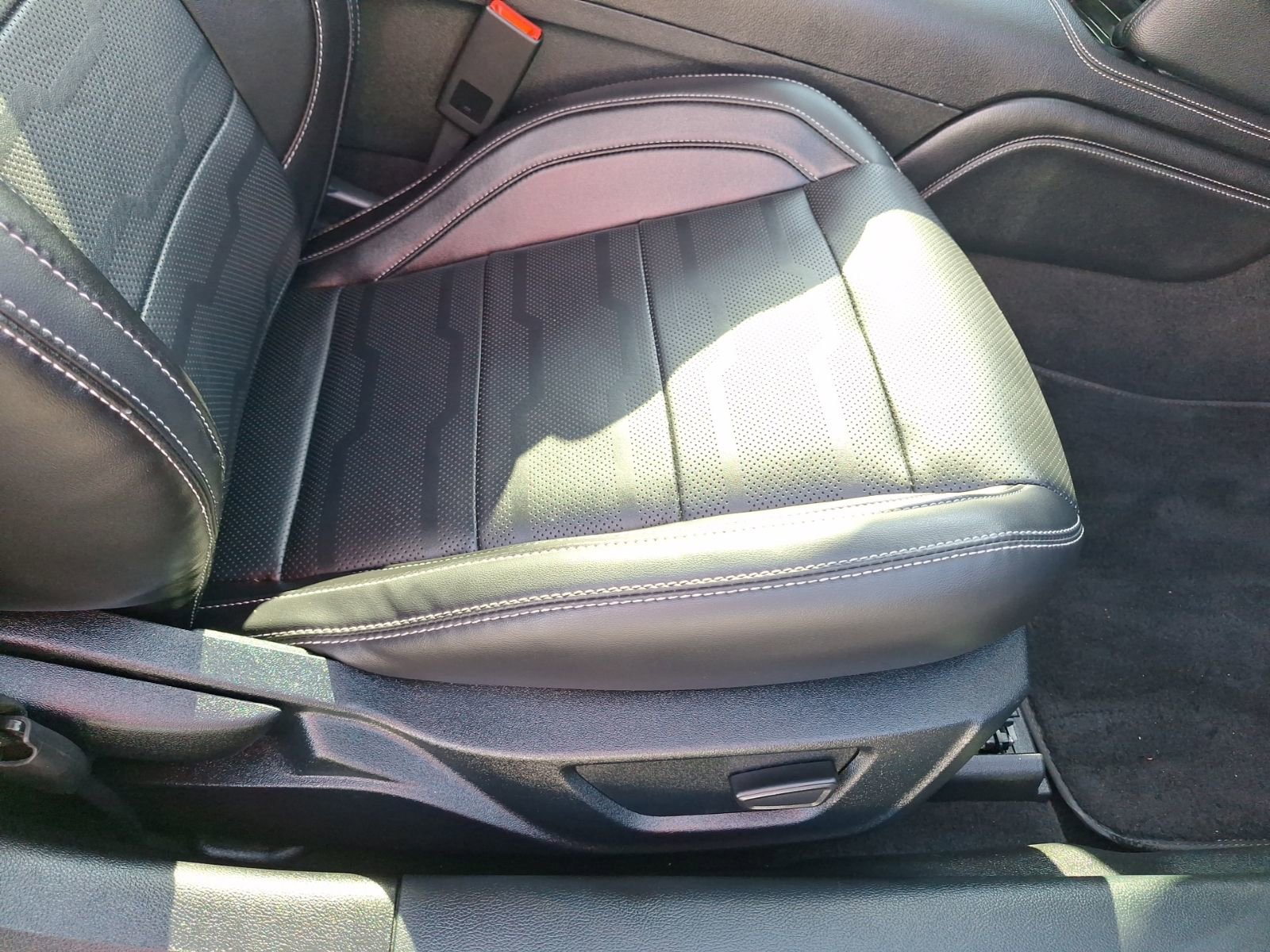 Used 2023 Ford Mustang GT Premium w/ Equipment Group 401A image 33