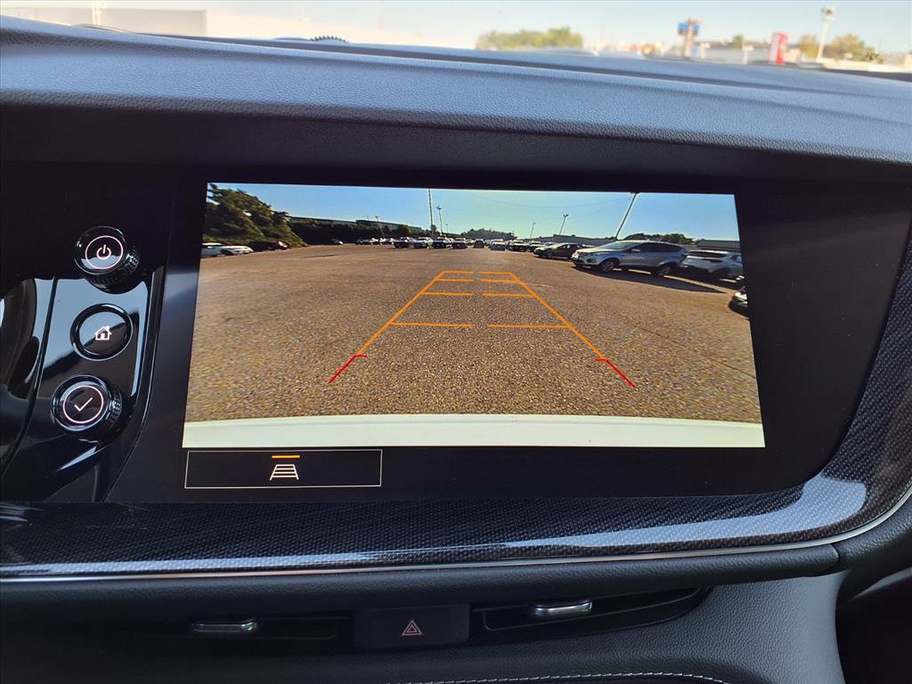 Used 2023 Buick Envision Essence image 5