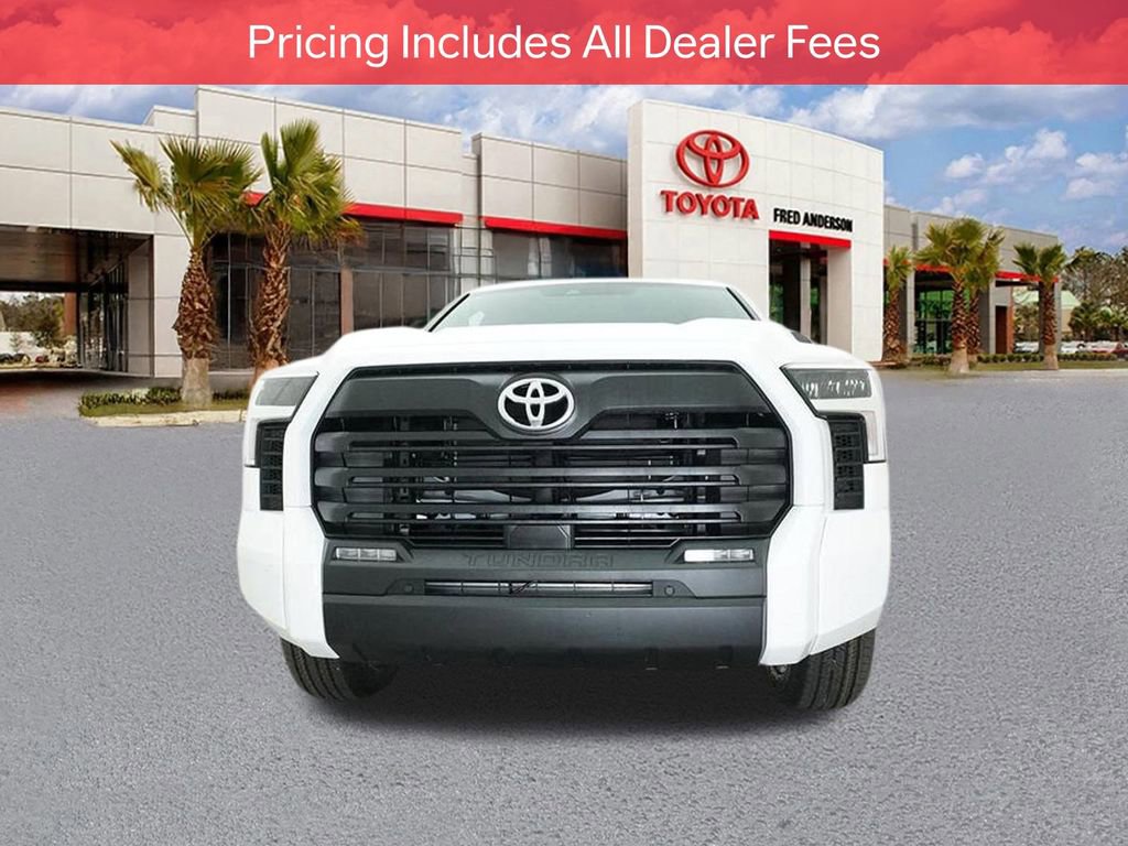 Used 2025 Toyota Tundra SR5 w/ SR5 Premium Package AWD/4WD image 32