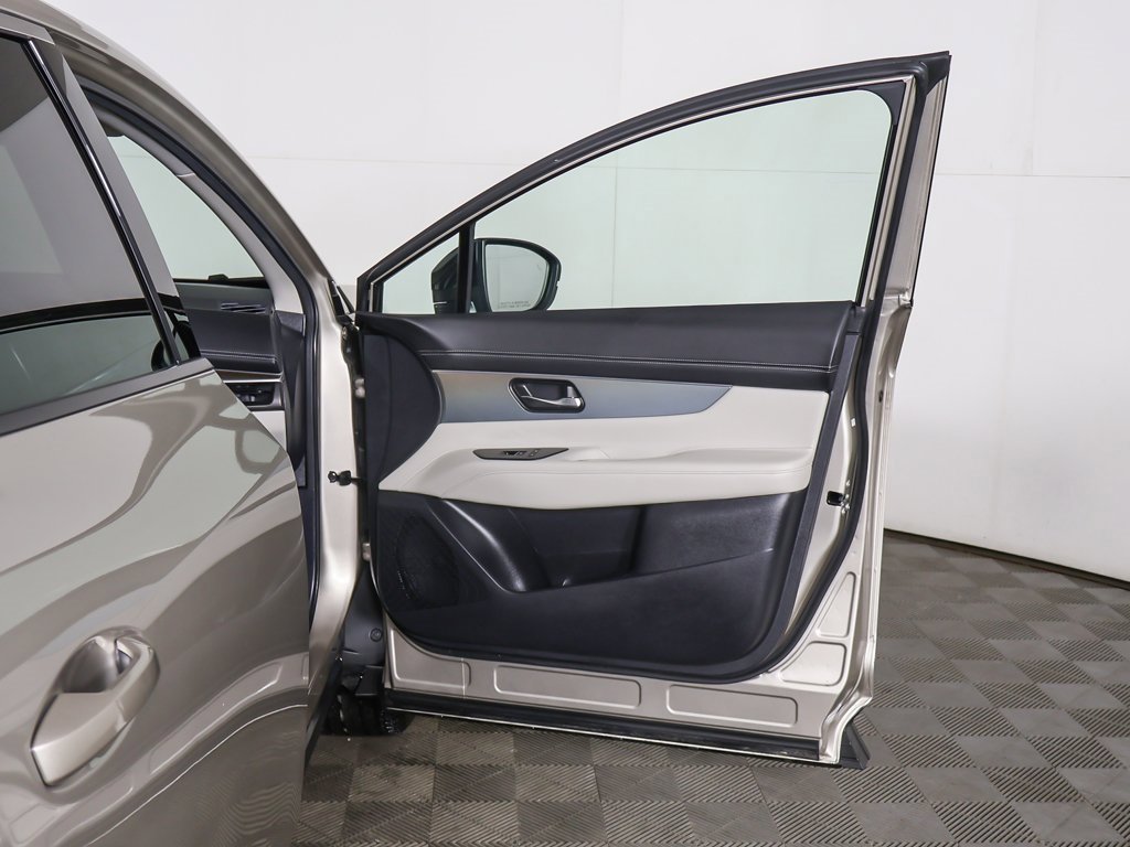 Used 2025 Nissan Murano SL image 23