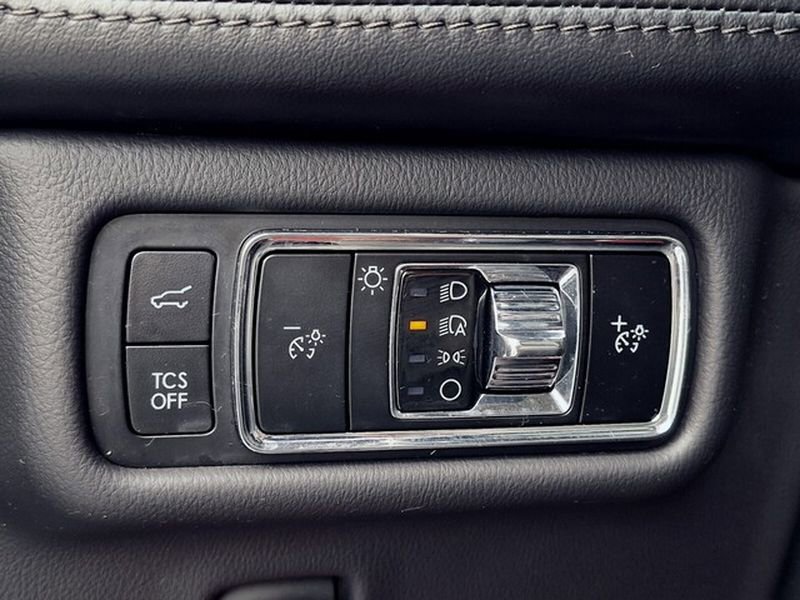 Used 2023 Lincoln Nautilus Reserve w/ Luxury Package image 36