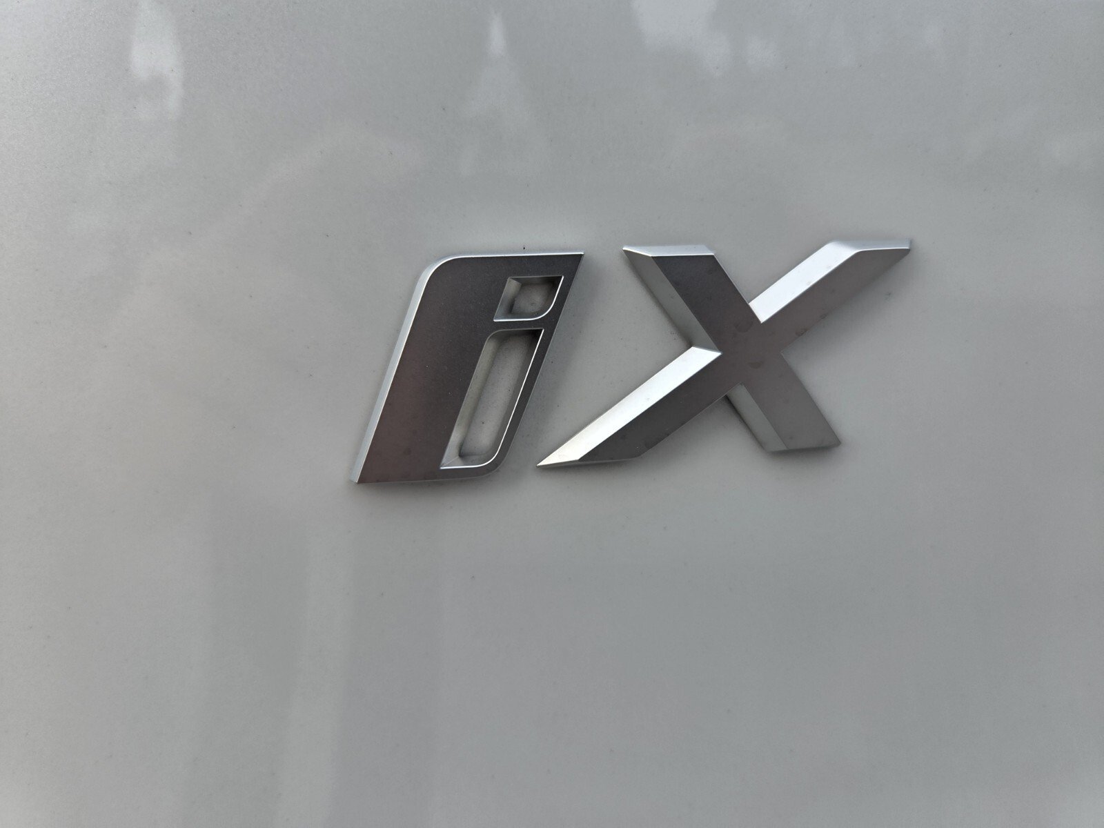Certified 2026 BMW iX xDrive45 w/ Premium Package AWD/4WD image 14